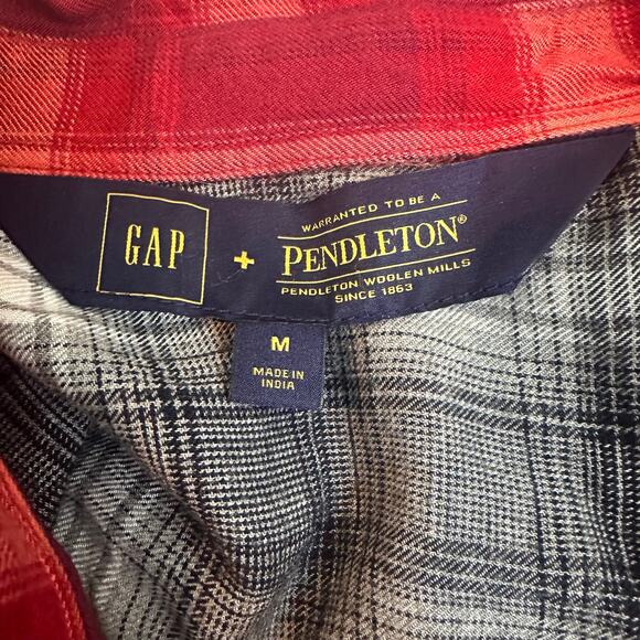 Gap x Pendleton Red Flannel Viscose Soft Plaid Button Down Shirt sz M EUC - Picture 5 of 8